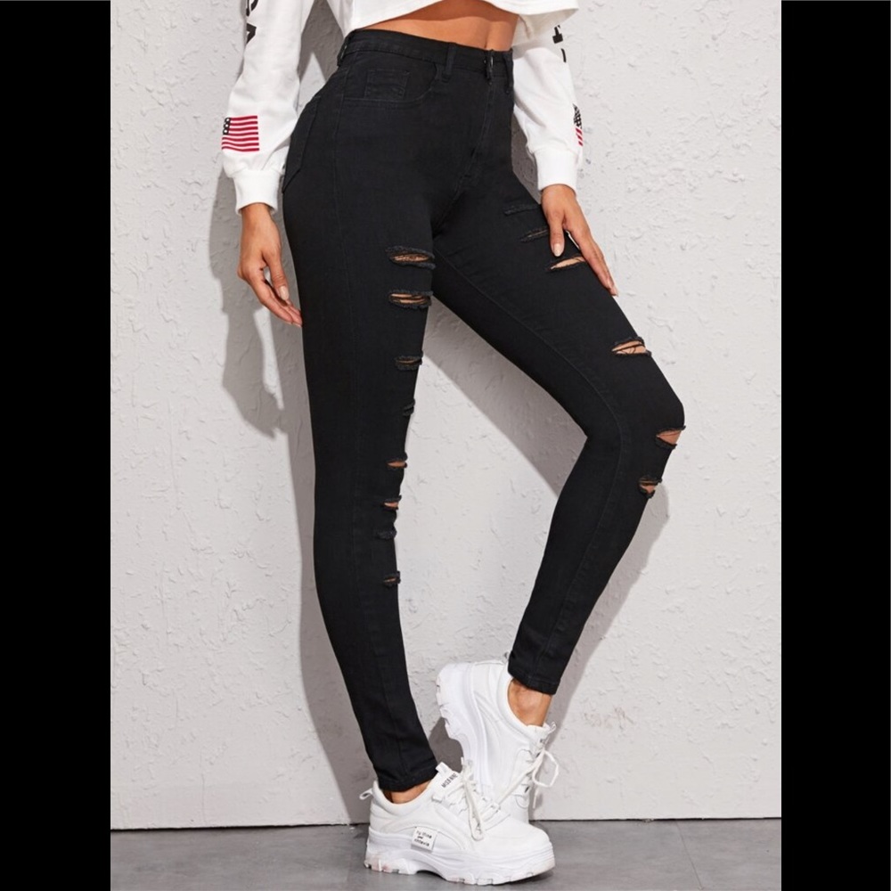 Distressed Jeans - Picture 2 of 7